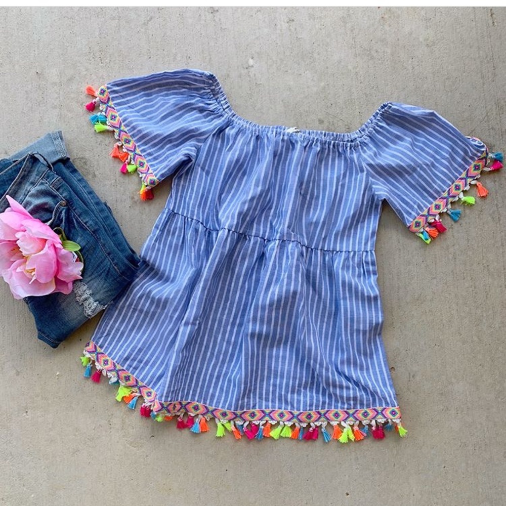 Mexican style flowy shirt